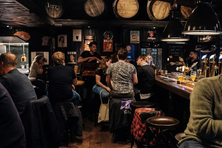 Example photo: Belly up to the bar